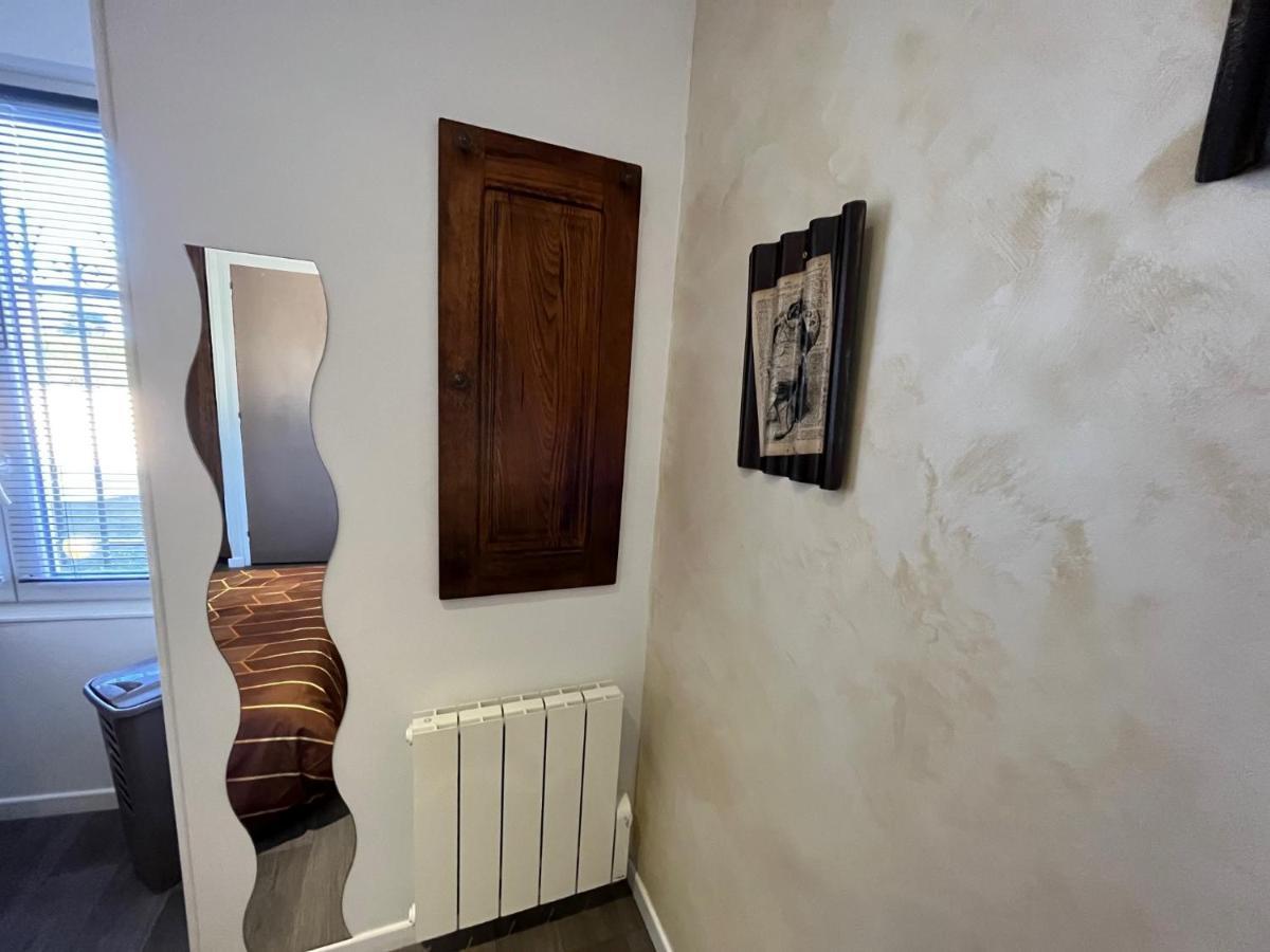 D'hotes A La Forge Du Coglais Homestay *